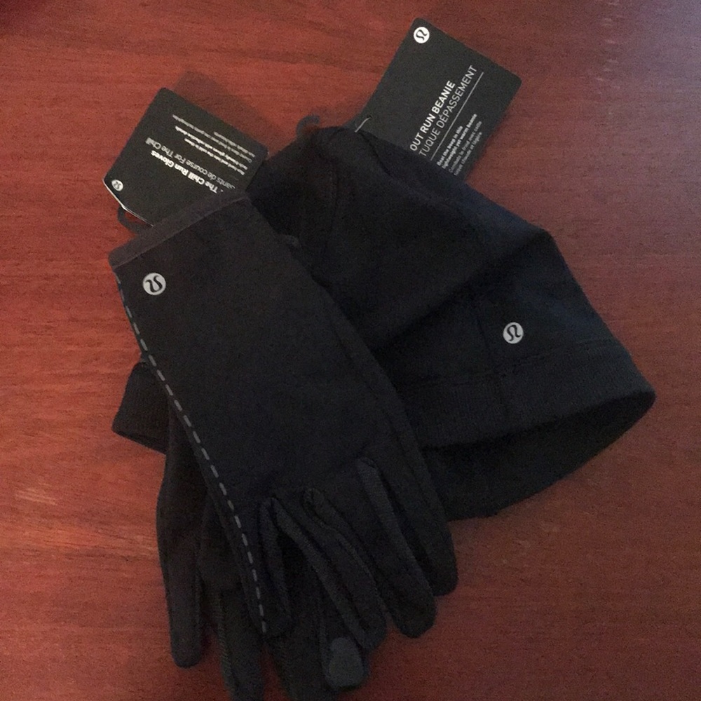 NWT Out Run Beanie and For the Chill run gloves